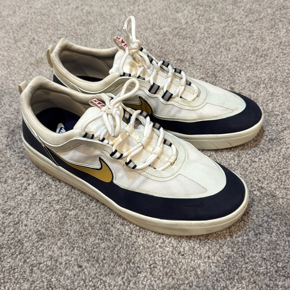 Nyjah II Skate shoes